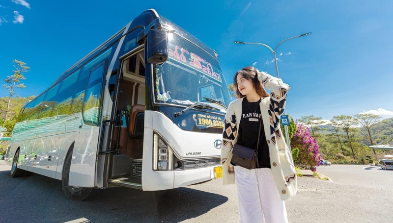 8 Nhà xe Nha Trang Đắk Lắk Buôn Ma Thuột limousine giường nằm