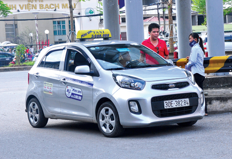 Số điện thoại 12 hãng taxi huyện Văn Lâm bảng giá cước 12k/Km