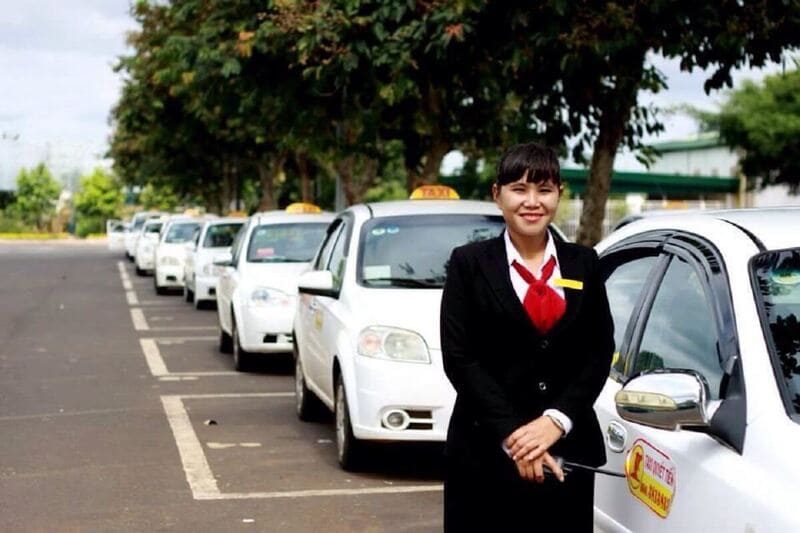 Taxi Quyết Tiến BMT: Giá cước, địa chỉ và số điện thoại tổng đài