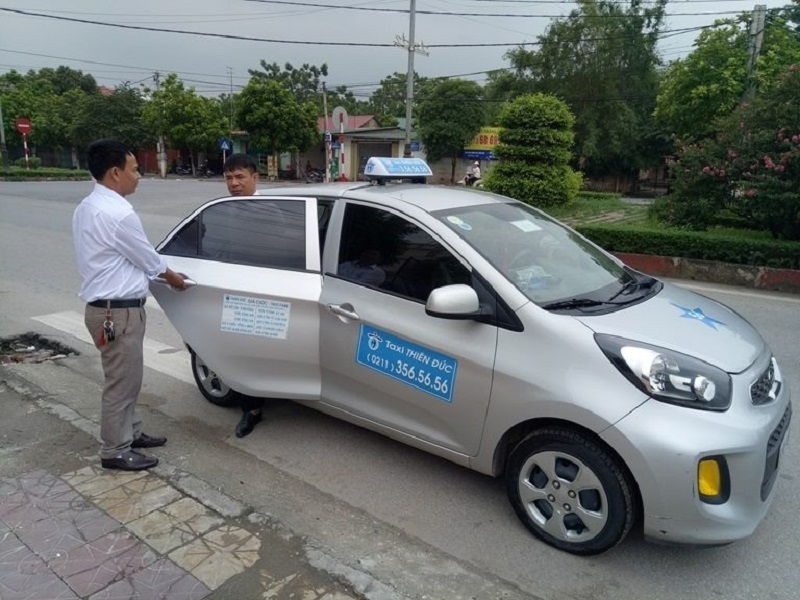 Top 11 Hãng taxi huyện Yên Lạc số điện thoại tổng đài 24/7