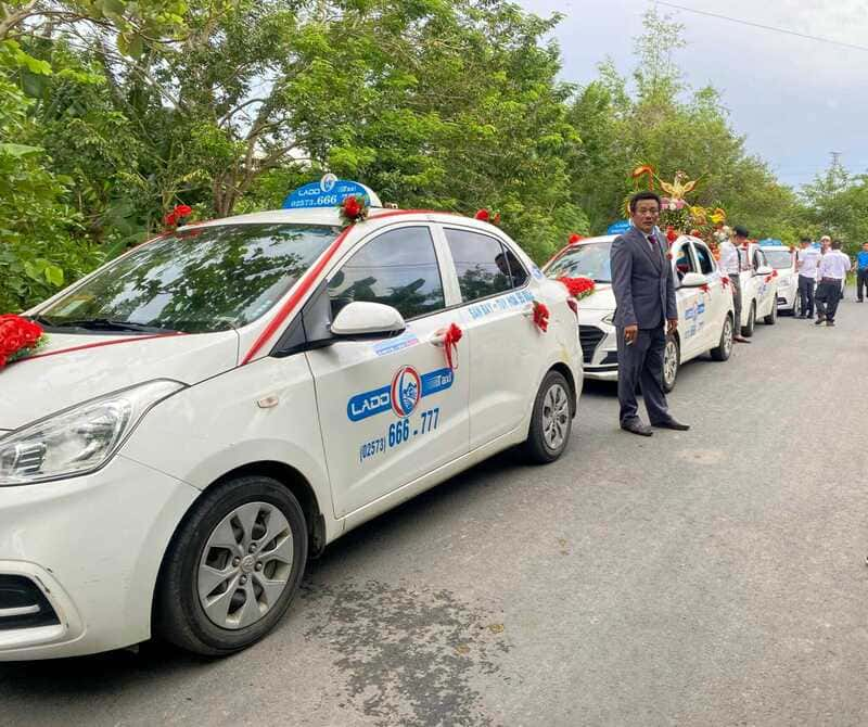 Taxi Lado: Địa chỉ, giá cước dịch vụ và số điện thoại tổng đài